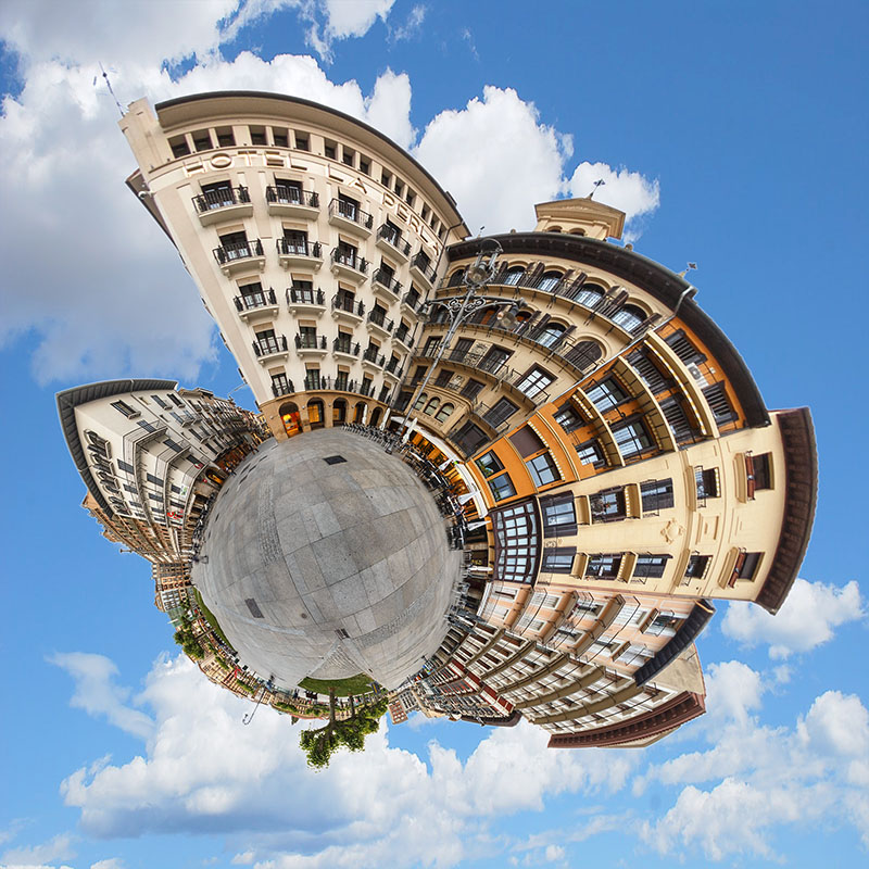 Gran Hotel La Perla en el centro de la ciudad Littleplanet GHLaperla