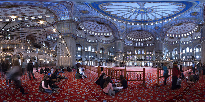 ©navarra360 todos los derechos reservados Mezquita Azul o SultanAmed